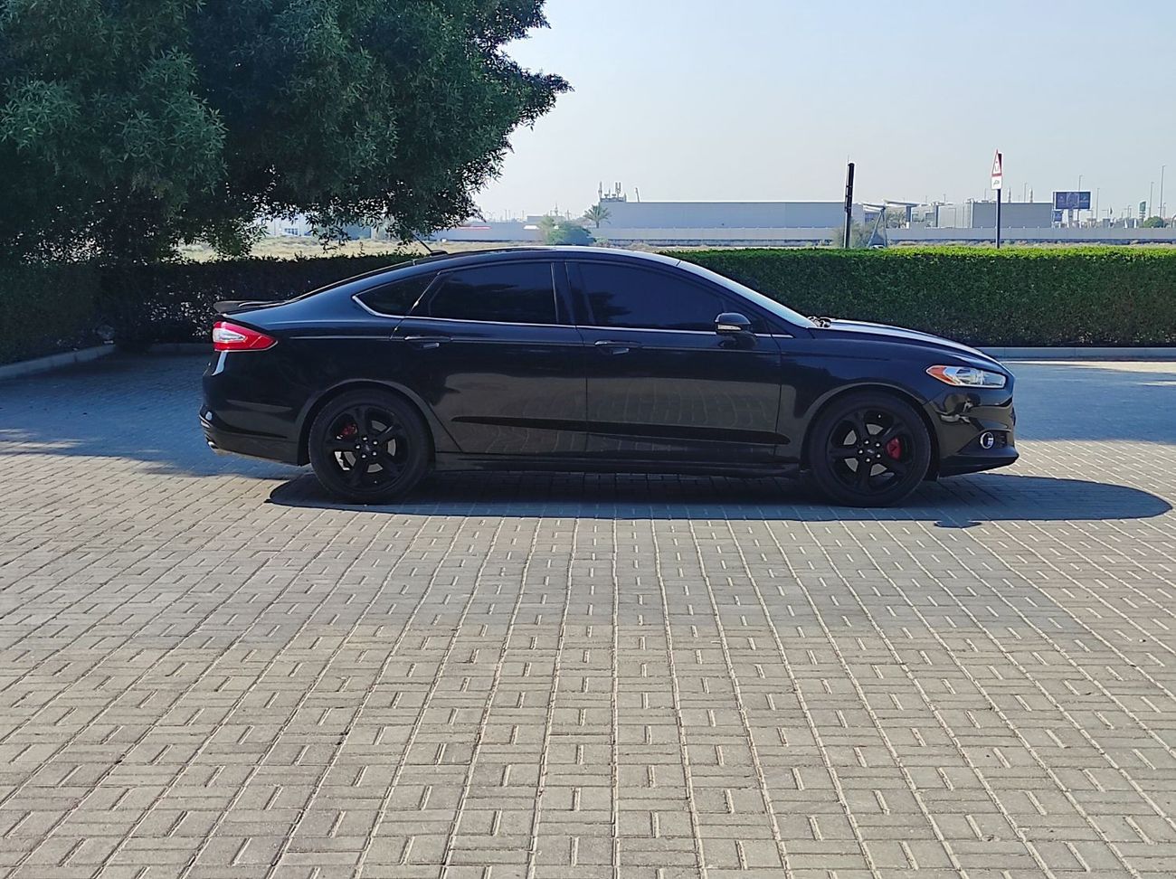 فورد فيوجن SE 2.0L Ford Fusion 2015 gcc V4 full opstions