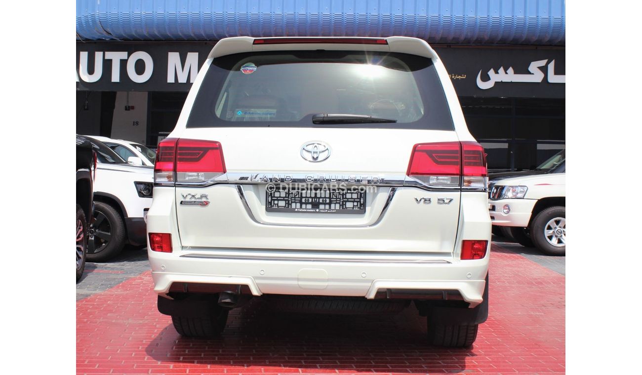 Toyota Land Cruiser VXR V8 5.7, GRAND TOURING, GCC, UNDER WARRANTY FROM LOCAL DEALER (Inclusive VAT)
