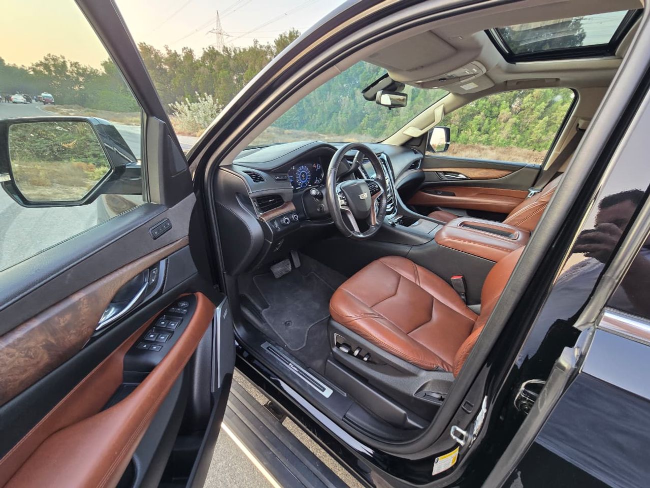 كاديلاك إسكالاد Premium Luxury 6.2L 4WD