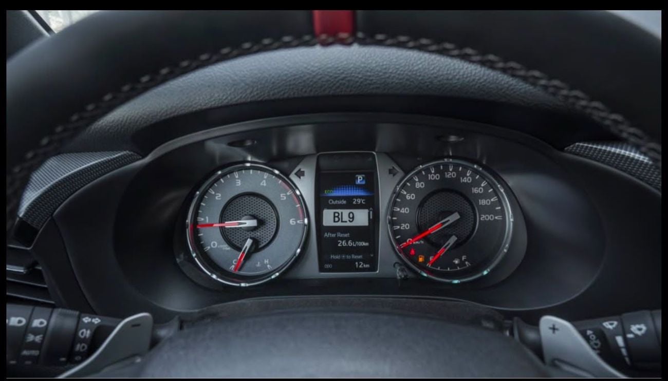Toyota Hilux GR SPORT