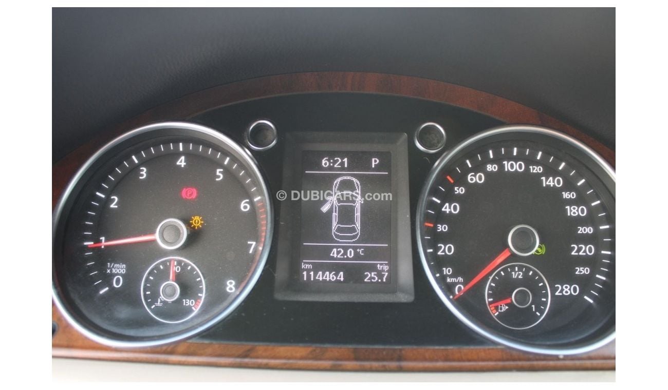 Volkswagen Passat CC Volkswagen Passat CC 2014 GCC, full option, in excellent condition, without accidents, very clean fr