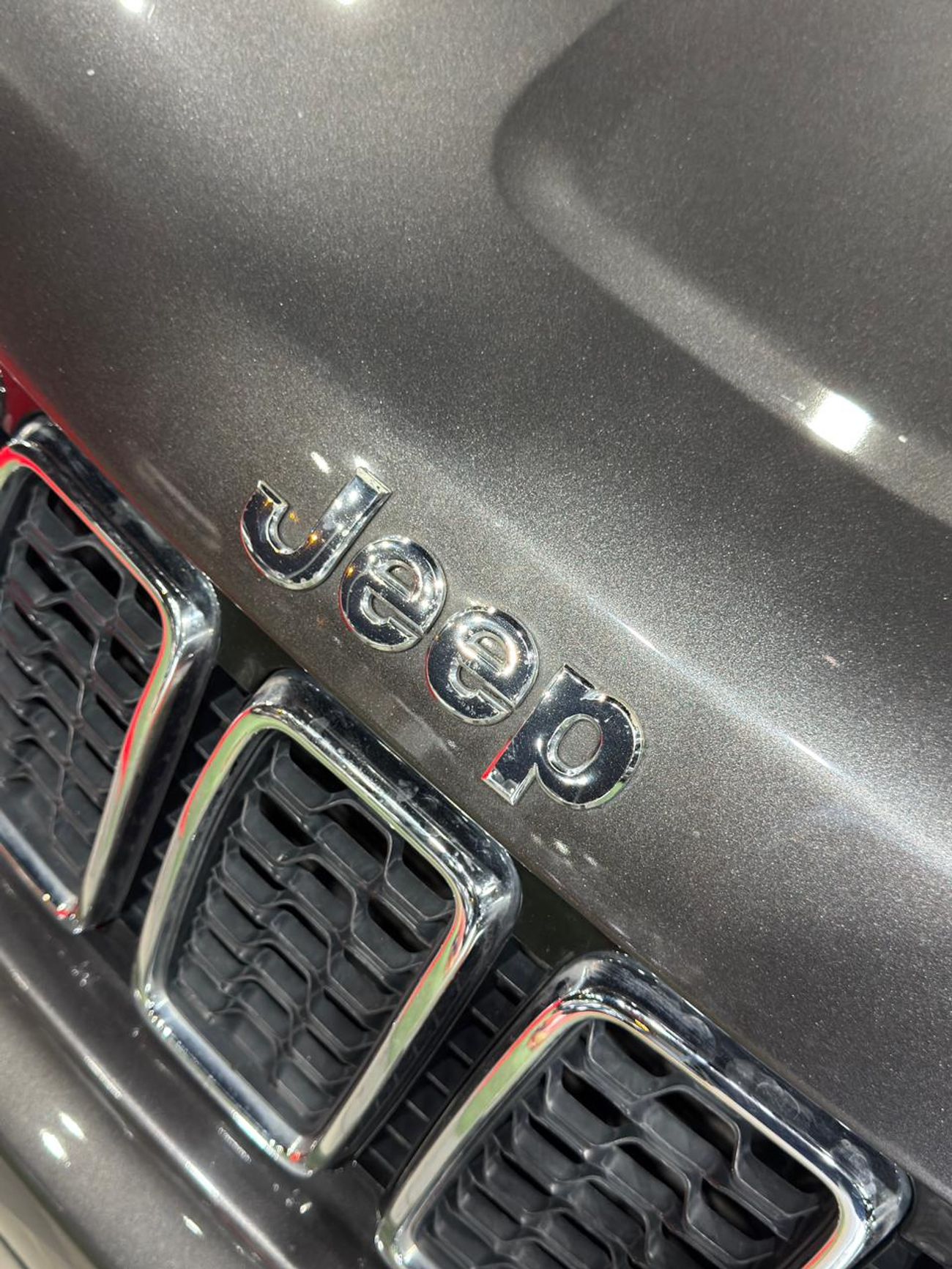 جيب جراند شيروكي Limited 3.6L