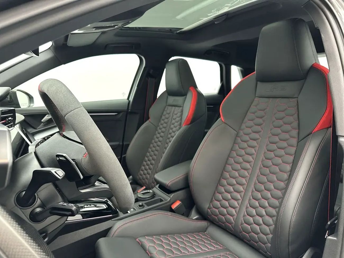 أودي RS3 RS3 Sportback 400hp (Ref# 03878)