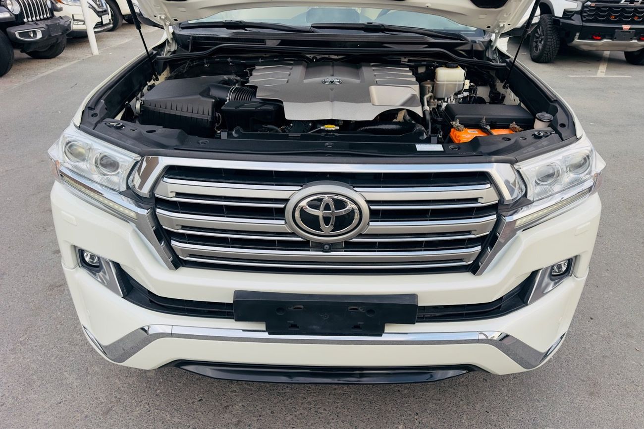 تويوتا لاند كروزر