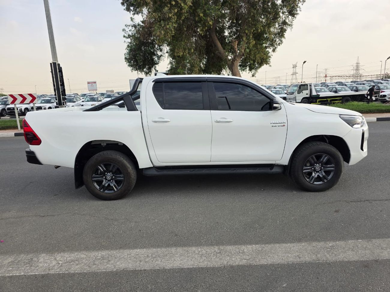 تويوتا هيلوكس diesel engine ,roght hand drive only for export available