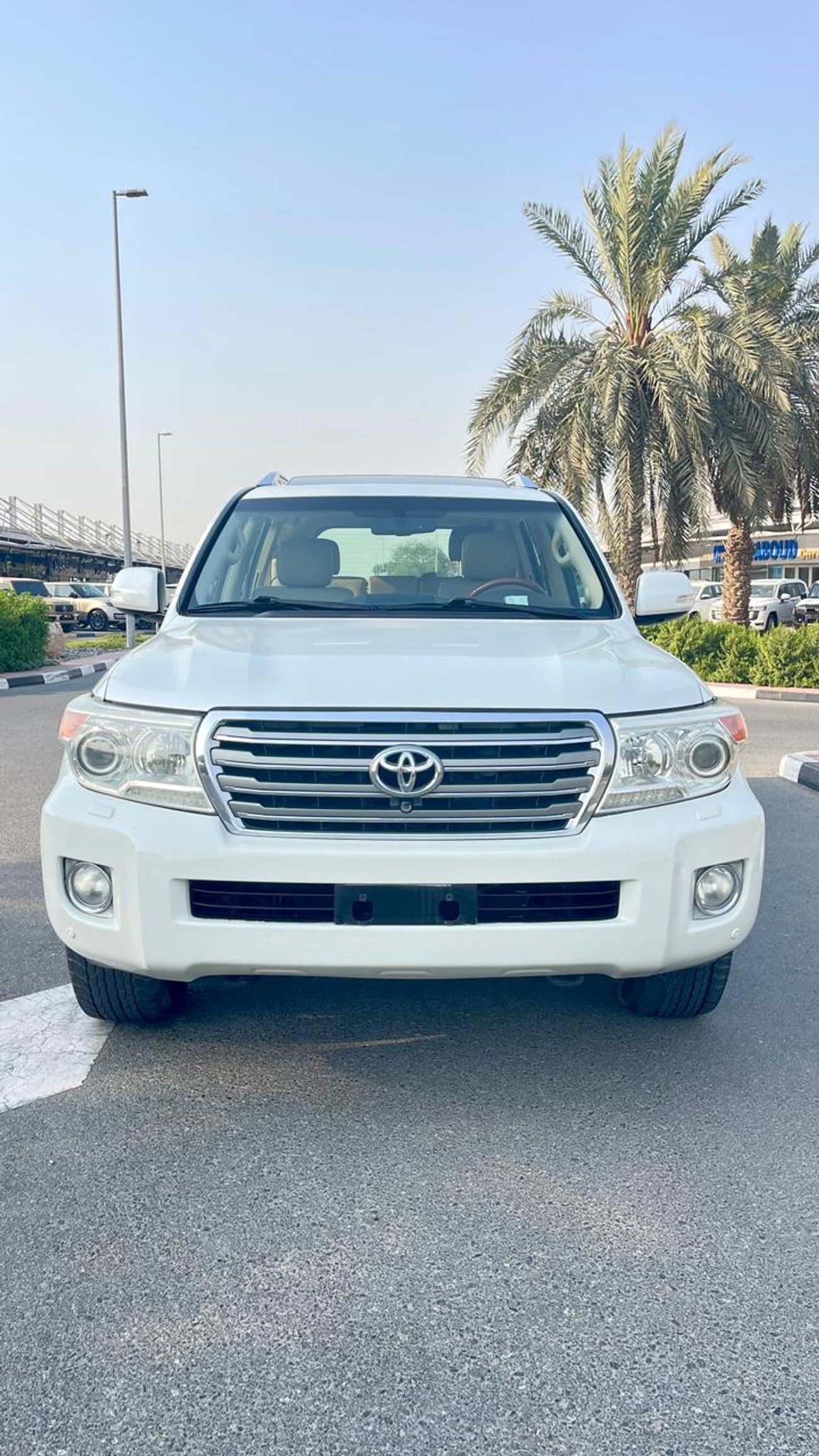 تويوتا لاند كروزر VXR 5.7L AWD