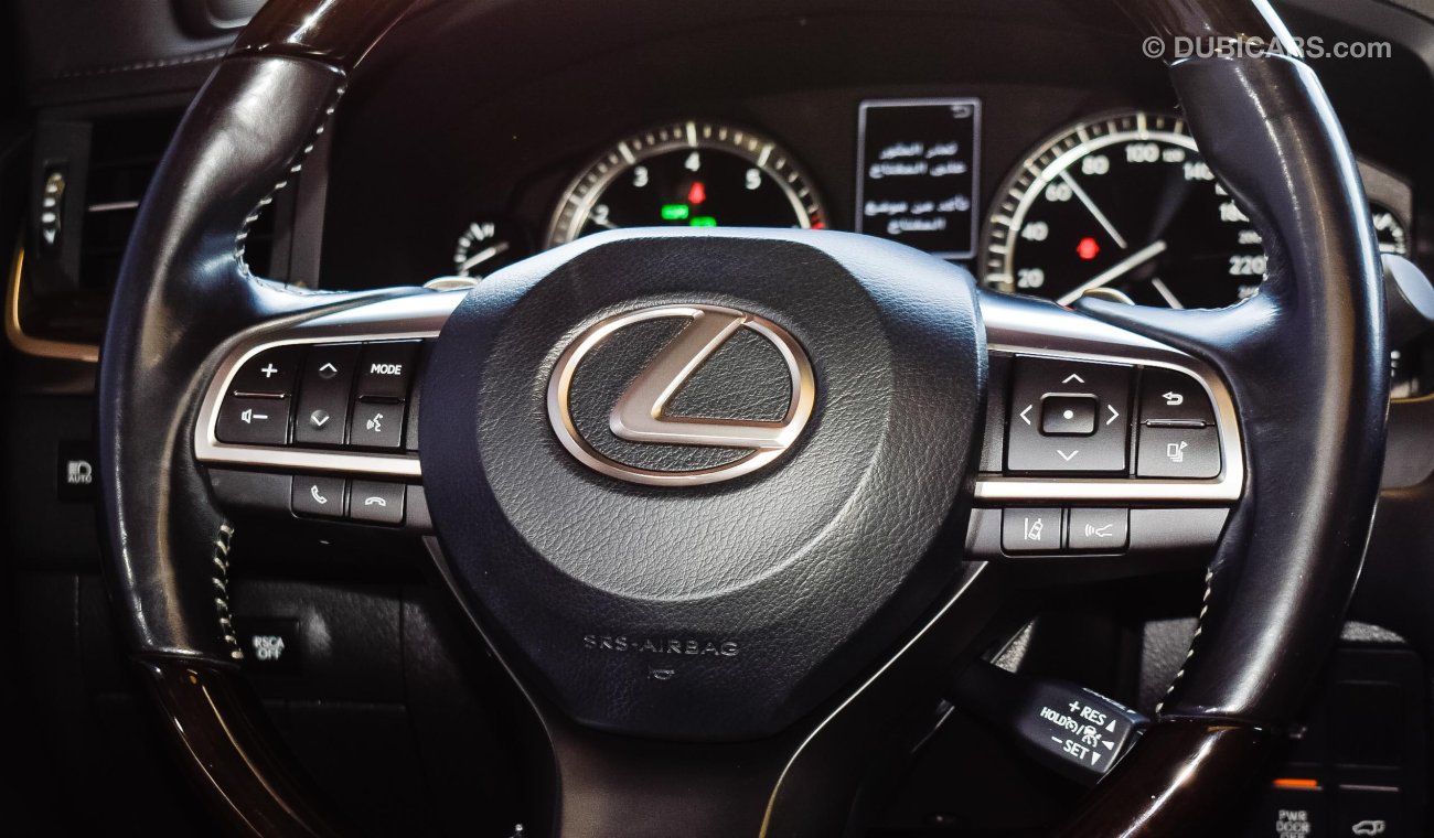 Lexus LX570