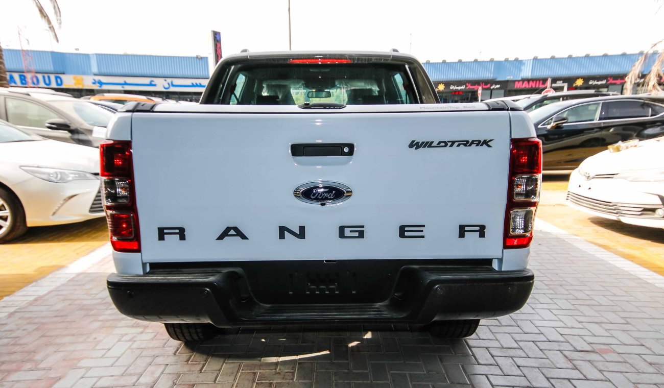 Ford Ranger Wildtrak 3.2 Dsl full opt AT with Back Cover (2017)