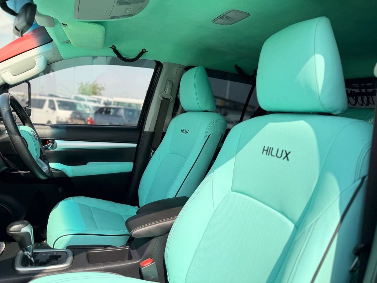 تويوتا هيلوكس GLX 2.7L Double Cab Utility 4WD A/T