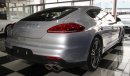 Porsche Panamera 4S