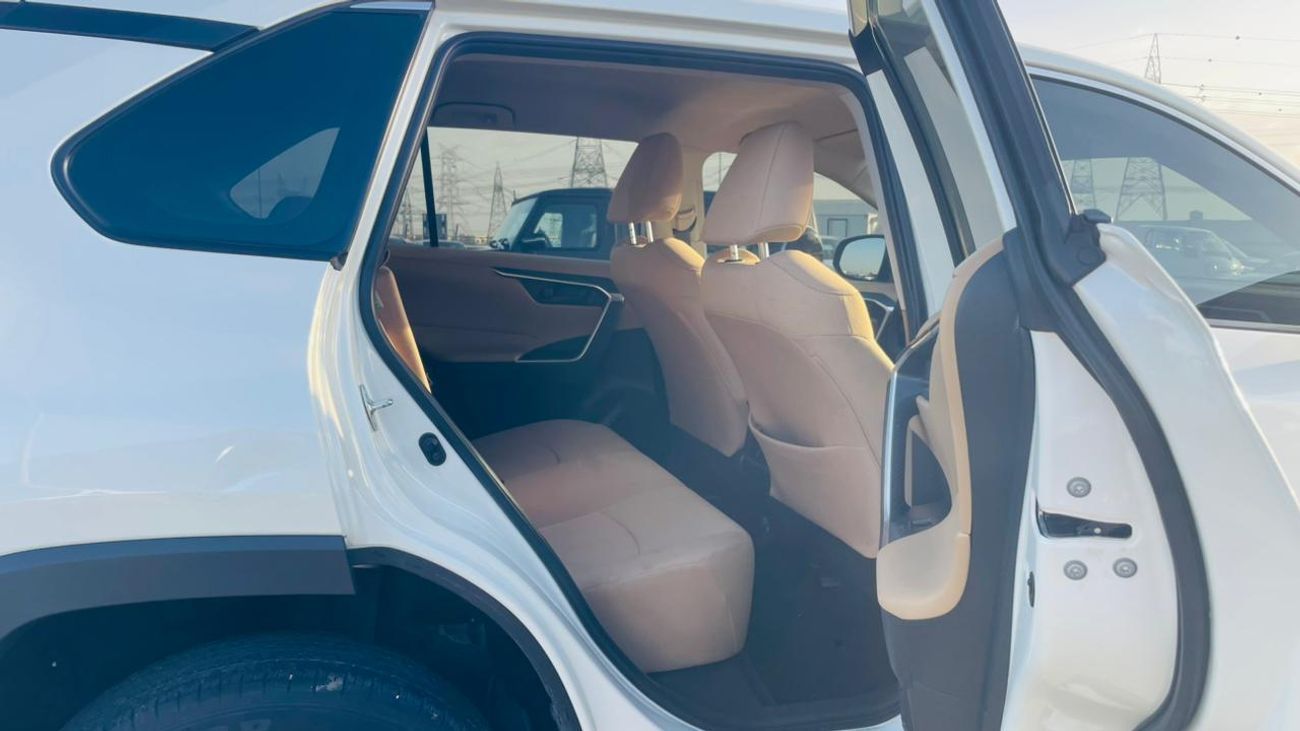 تويوتا راف ٤ 2.5L (2WD) EX