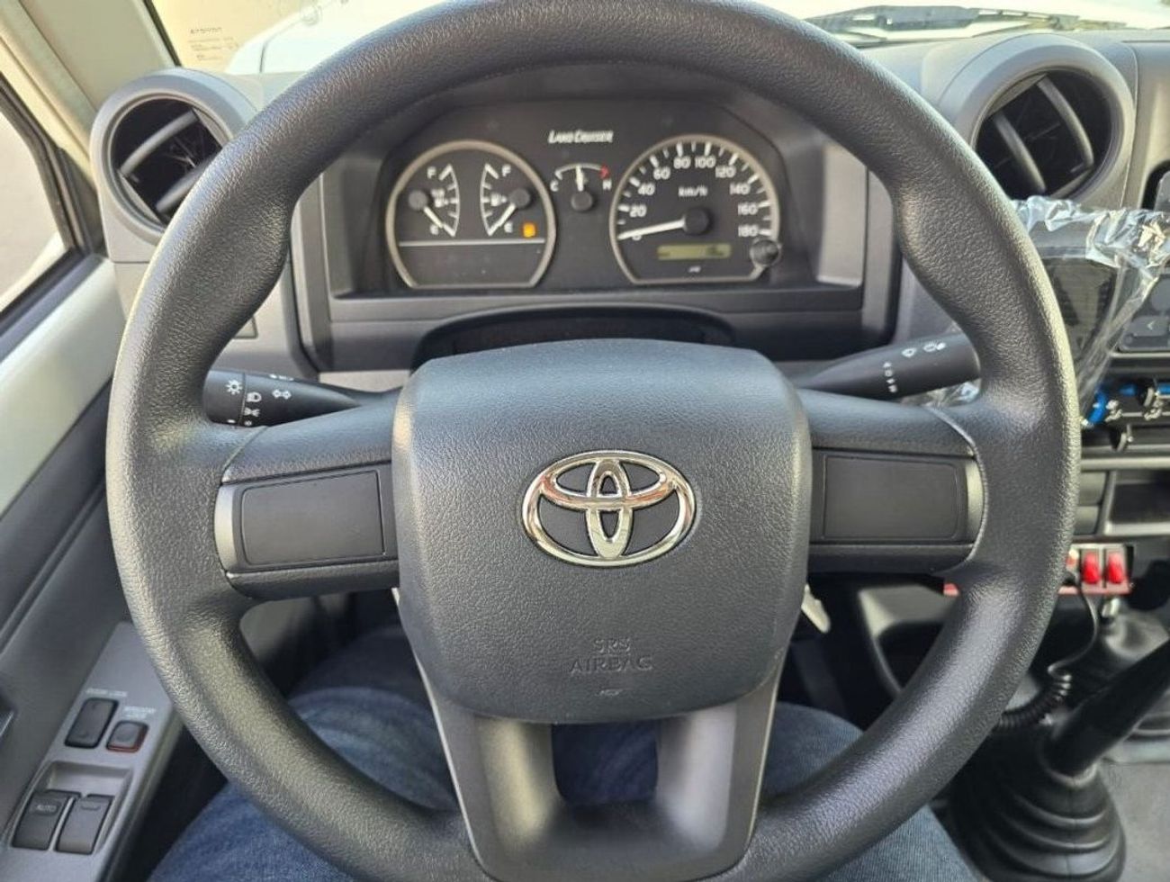 Toyota Land Cruiser 70 HARD TOP 3 DOOR 4.2L DIESEL AMBULANCE MANUAL TRANSMISSION