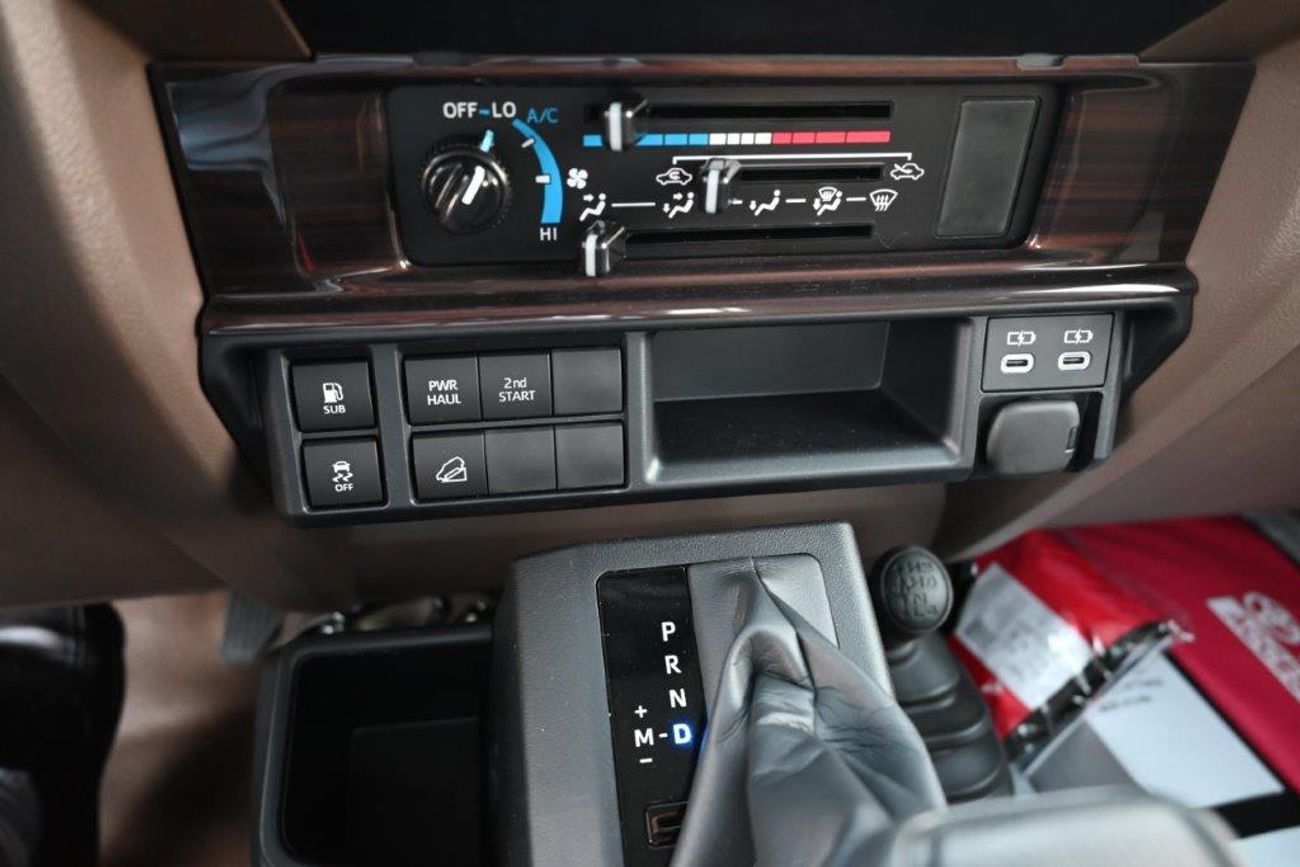 Toyota Land Cruiser Pick Up Single Cab DX 2.8L Automatic