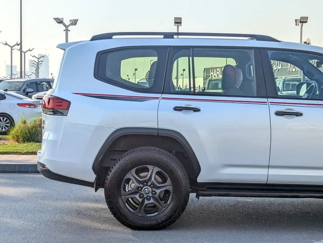 تويوتا لاند كروزر GR Sport | 3.3L Twin-Turbo V6 Diesel | Full Option | GCC Specs | Luxury 4WD SUV