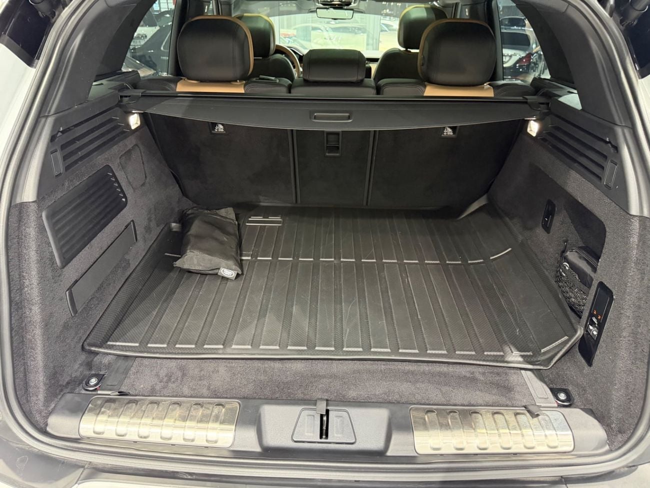 Land Rover Range Rover Sport SE P360