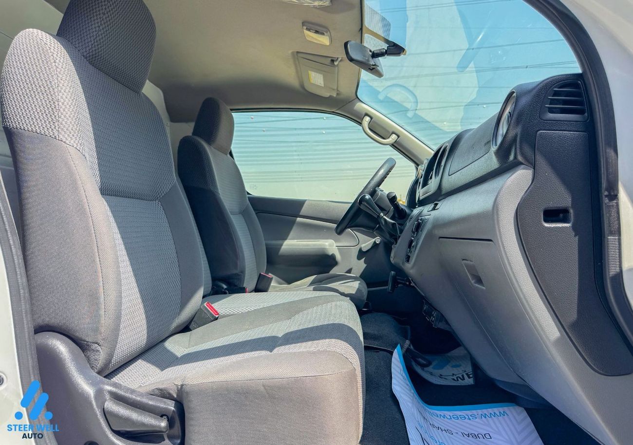 Nissan Urvan 2020  Chiller Van - GCC Specs - Perfect Condition - Ready to Drive