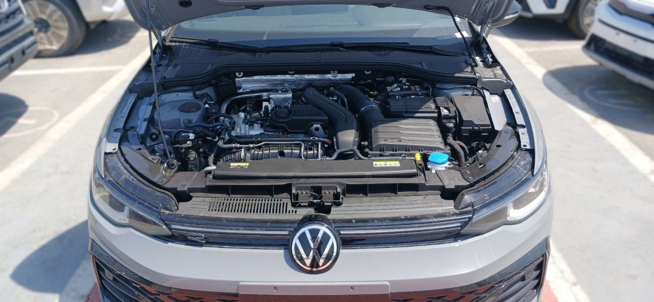 Volkswagen Golf Volkswagen Golf R-Line 1.5L Petrol 2025YM