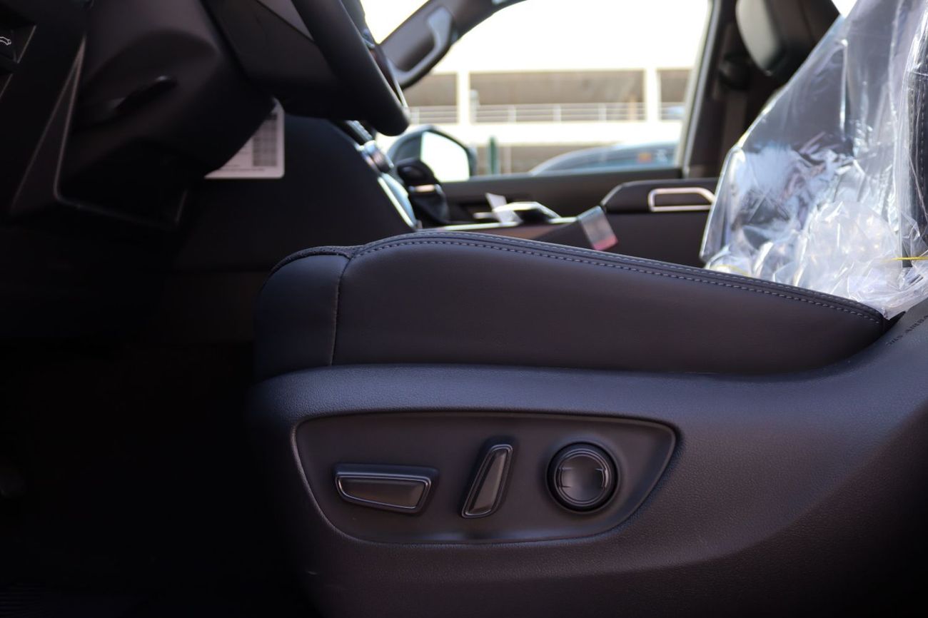 تويوتا لاند كروزر LAND CRUISER 4.0 V6 GXR-HIGH RADAR  **EXPORT ONLY**التصدير فقط خارج الخليج***