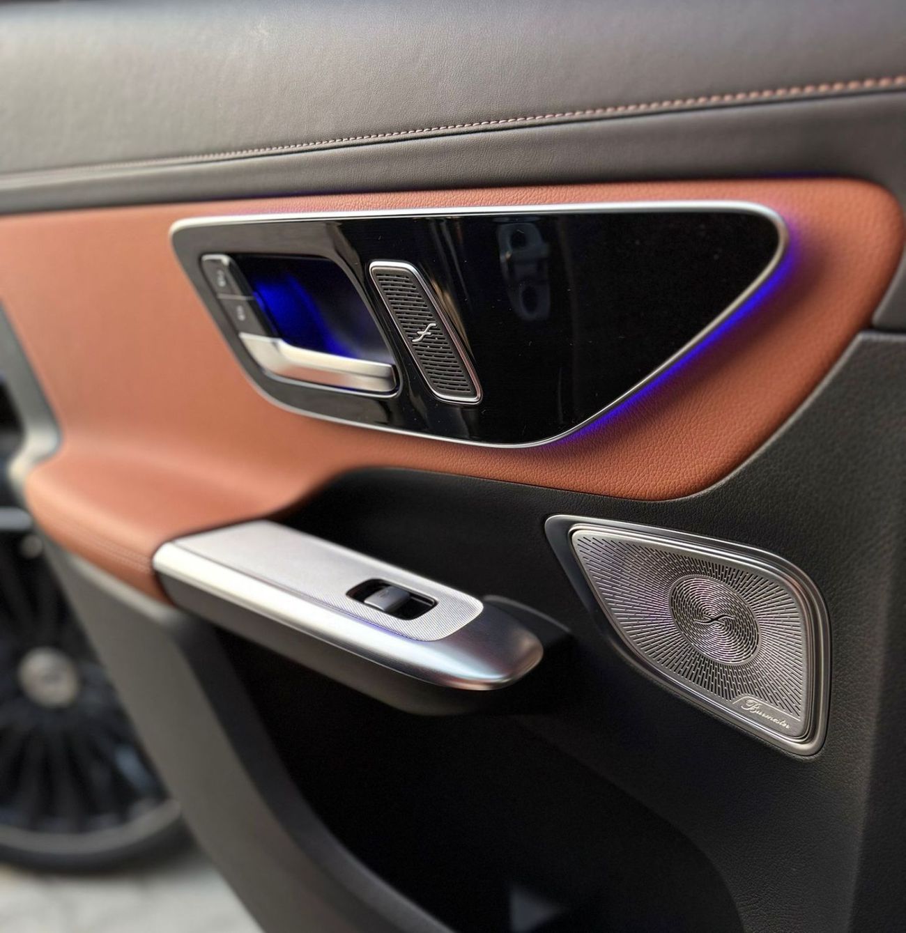 مرسيدس بنز GLC 300 