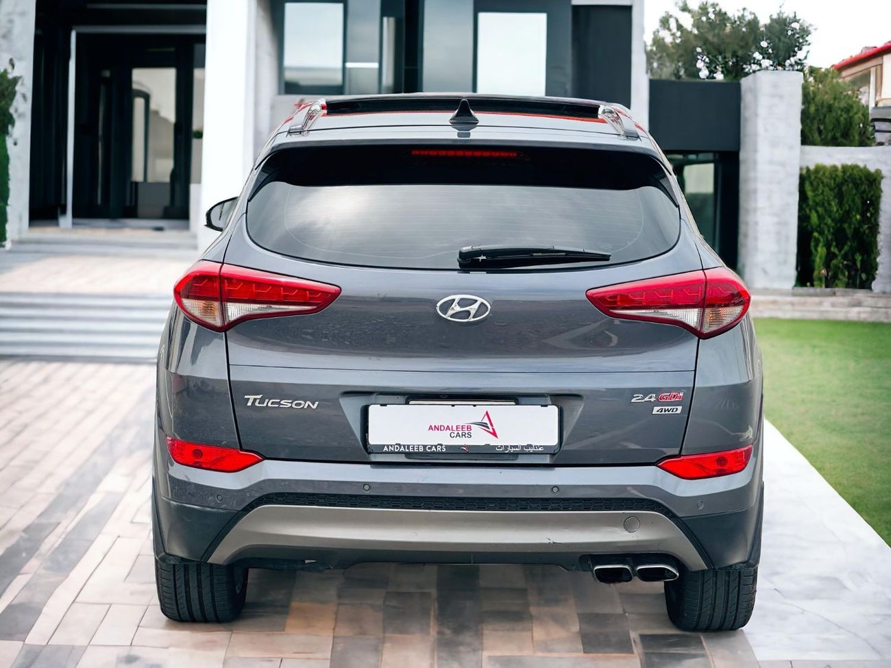 Hyundai Tucson AED1,070 PM | HYUNDAI TUCSON 2016 2.4L GDi 4WD | FSH | GCC | WELL MAINTAINED
