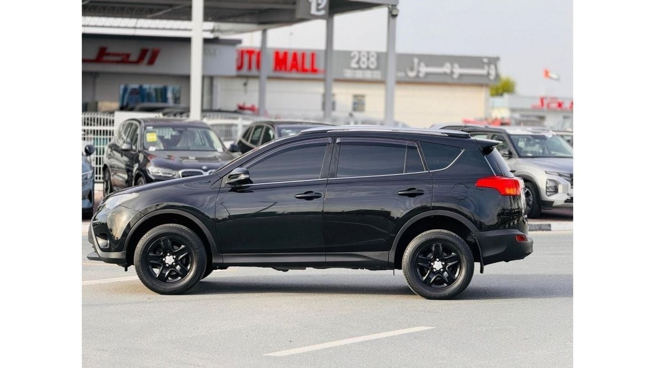 تويوتا راف ٤ -