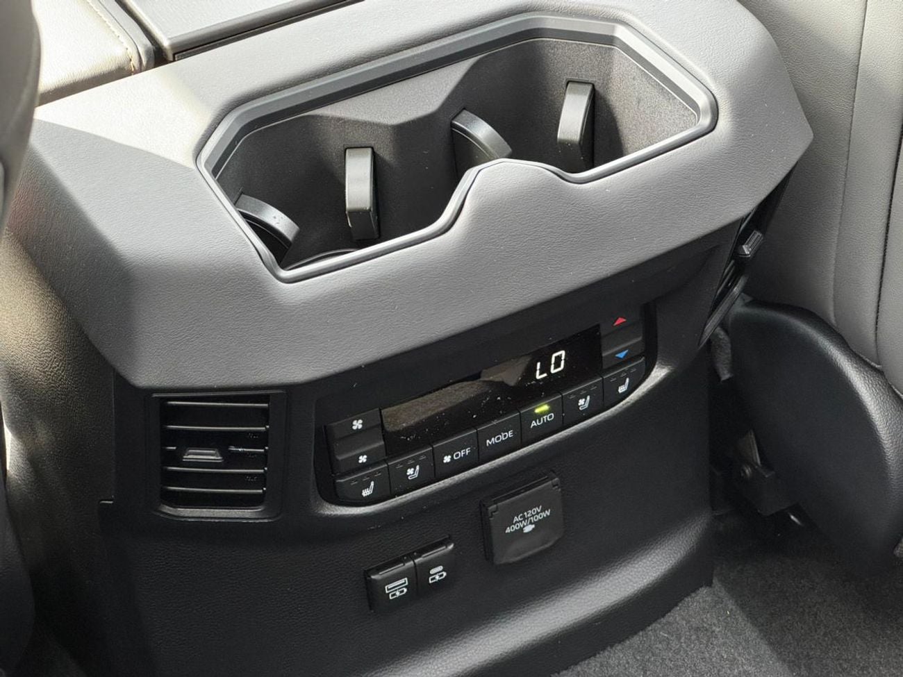 Toyota Sequoia 2026 TOYOTA SEQUOIA CAPSTONE 3.5L V6 I FORCE MAX