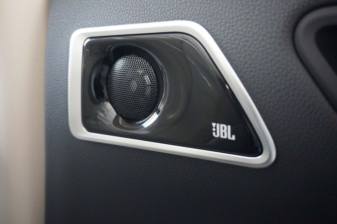 تويوتا لاند كروزر 3.5T VXR Hybrid