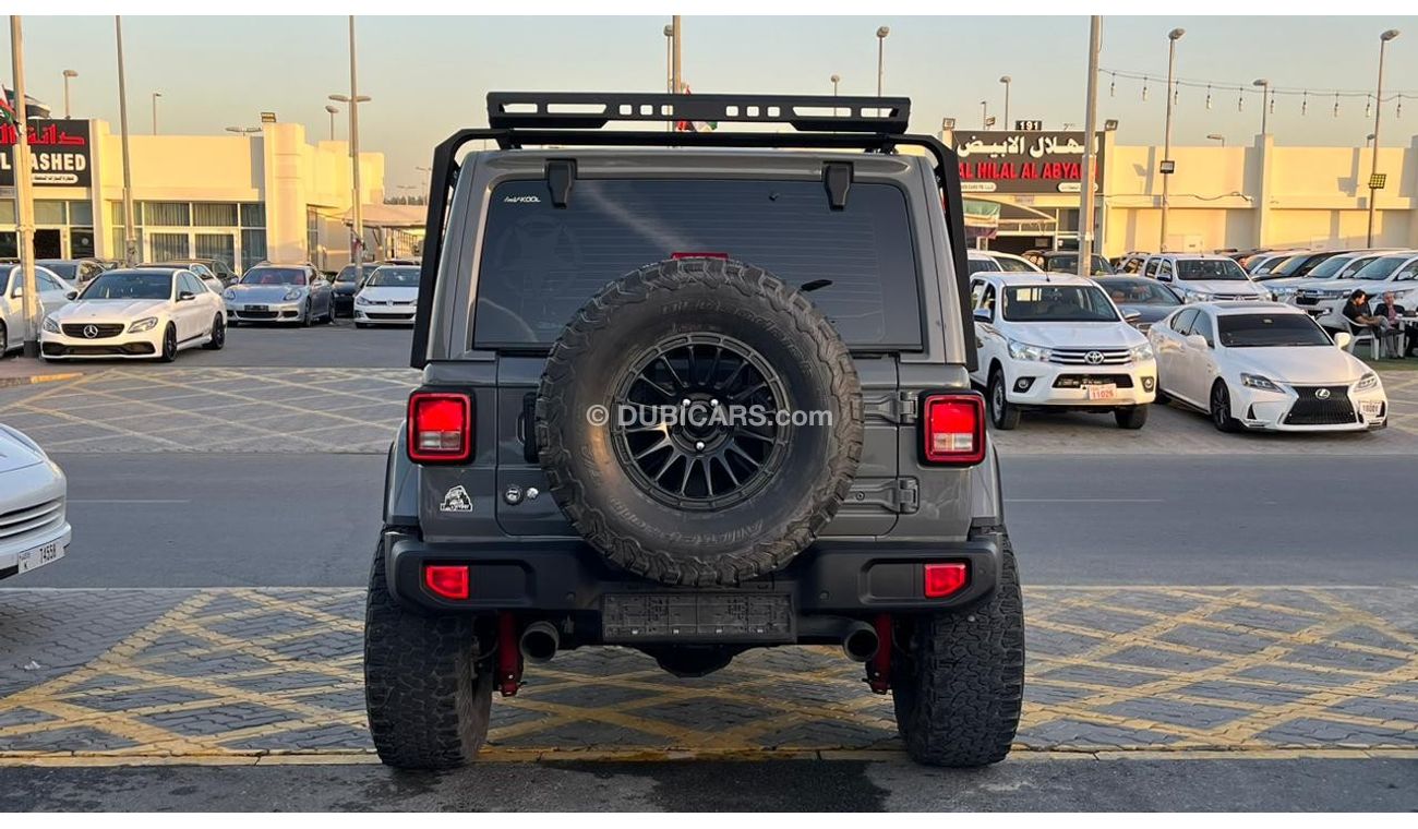 Jeep Wrangler انليميتيد صحارى