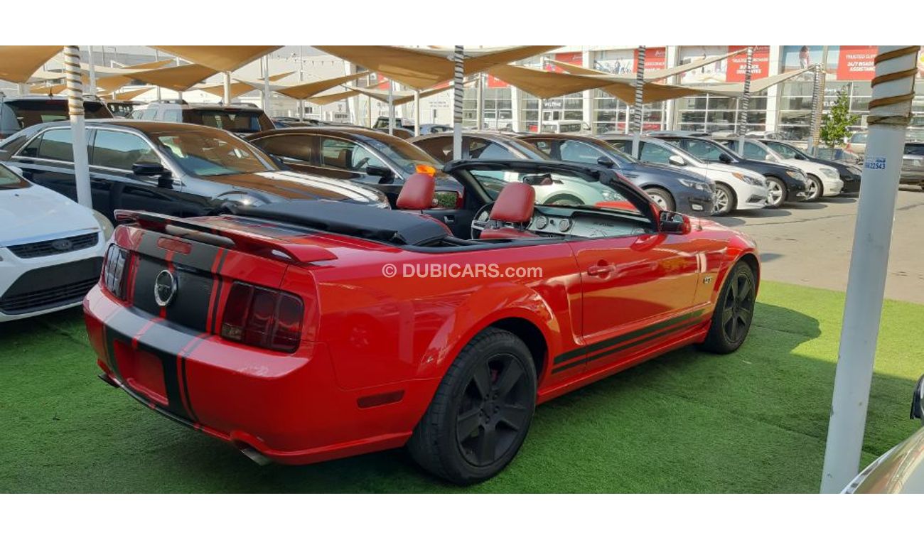Ford Mustang Gulf 2006 in 8-cylinder condition, in very excellent condition, number one, leather, buying a rear w