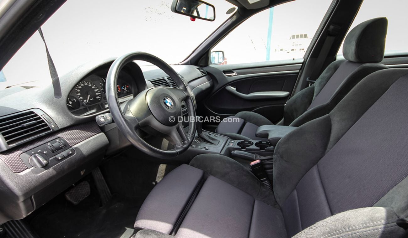 BMW 320i i (M-SPORT)