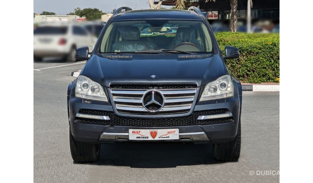 مرسيدس بنز GL 500 5.5L-8CYL-4 Matic - Full Option Excellent Condition GCC Specs