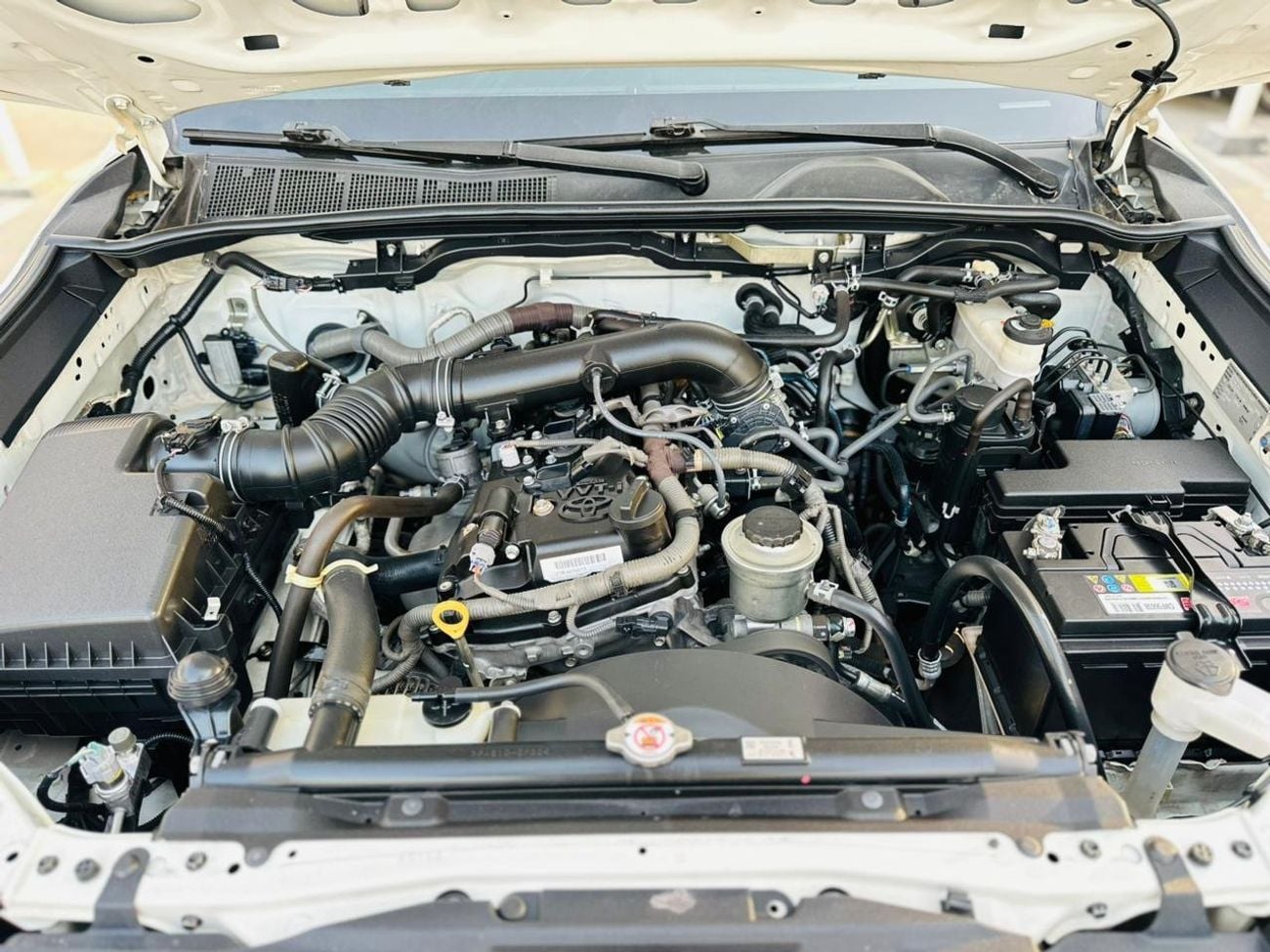 Toyota Fortuner EXR Fortuner EXR Petrol Engine V4 2.7L