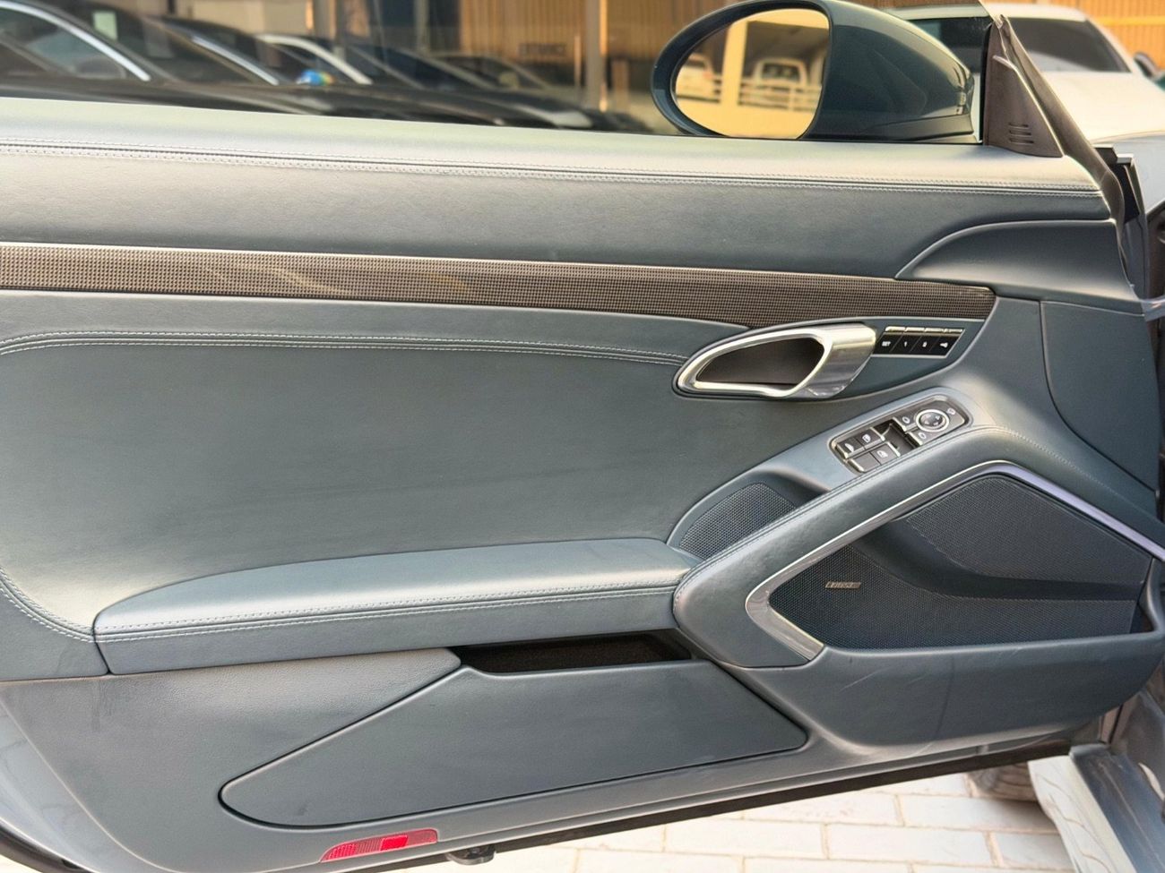 Porsche 718 Cayman Std 2.0L A/T