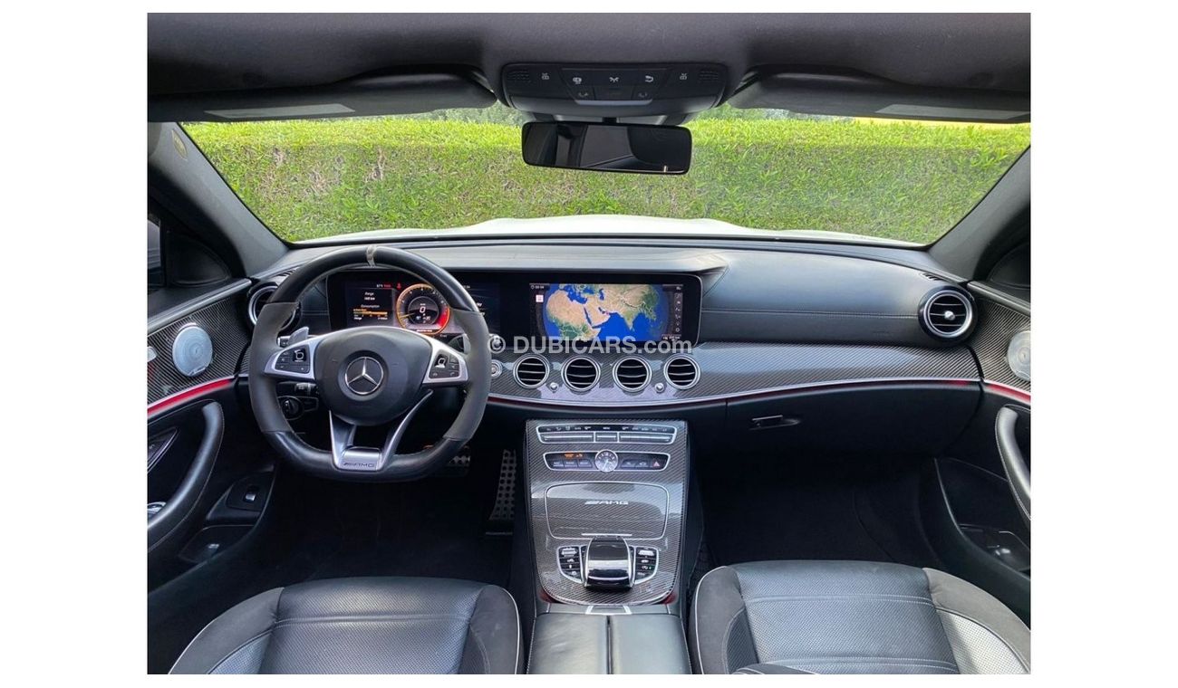Mercedes-Benz E 36 AMG MERCEDES BENZ AMG E63 2018 FULL OPTION FULL CARBON FIBER