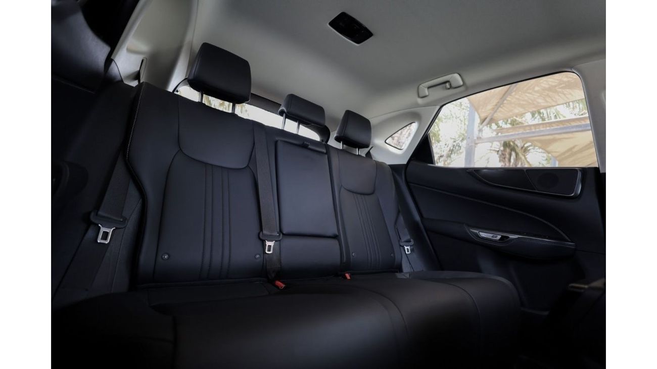 Lexus NX 250 Lexus NX250 2023 (Clean Title) American Spec under Warranty with Flexible Down-Payment/ Flood Free.