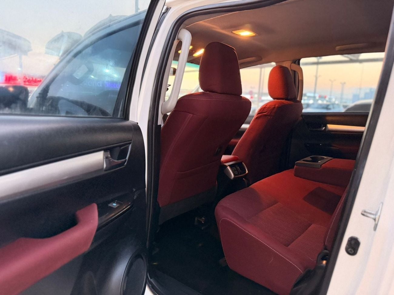 تويوتا هيلوكس S GLX 2.4L AWD A/T
