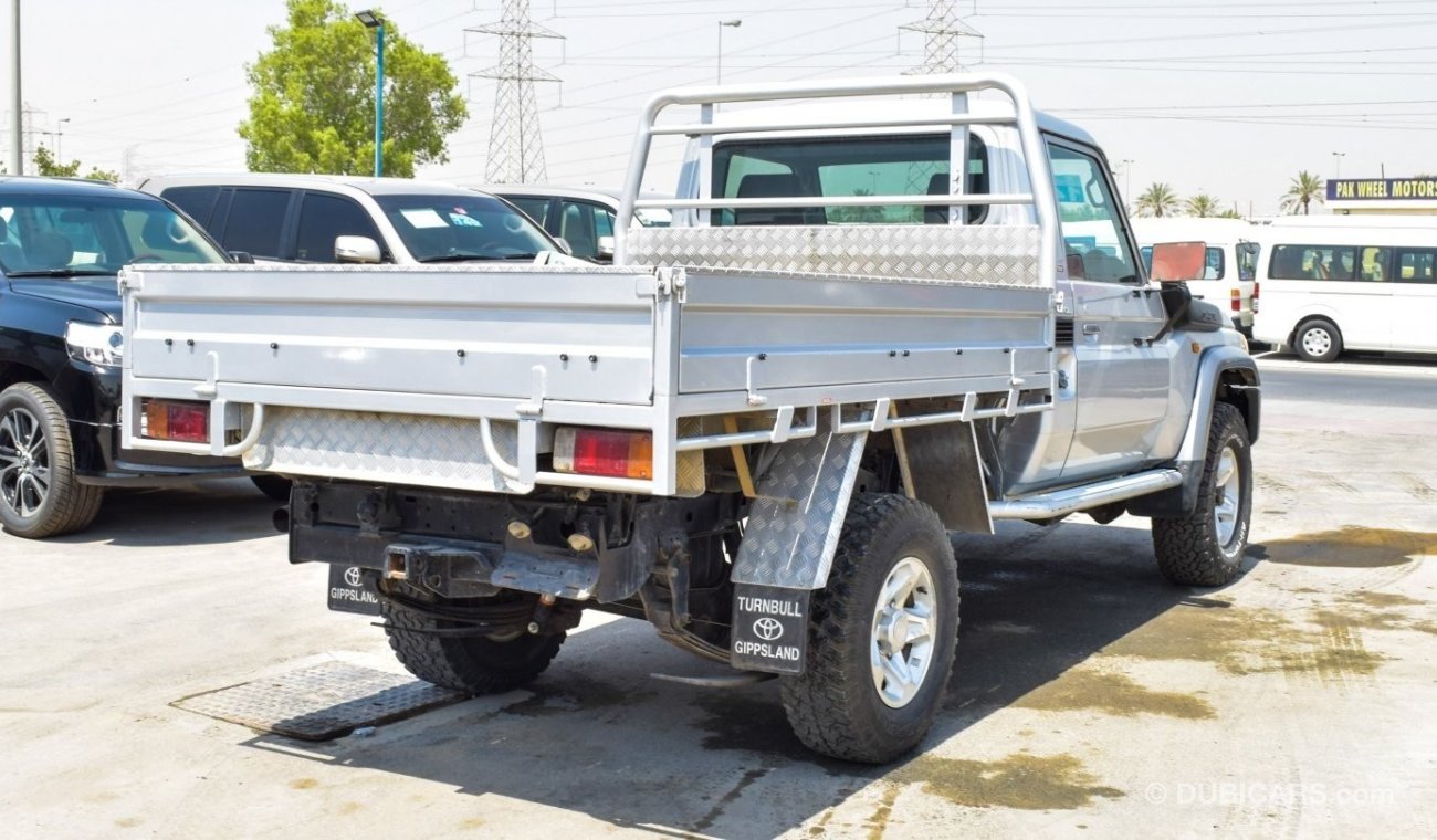 Toyota Land Cruiser Pick Up Right hand drive LX V8 1VD diesel manual low kms special offer