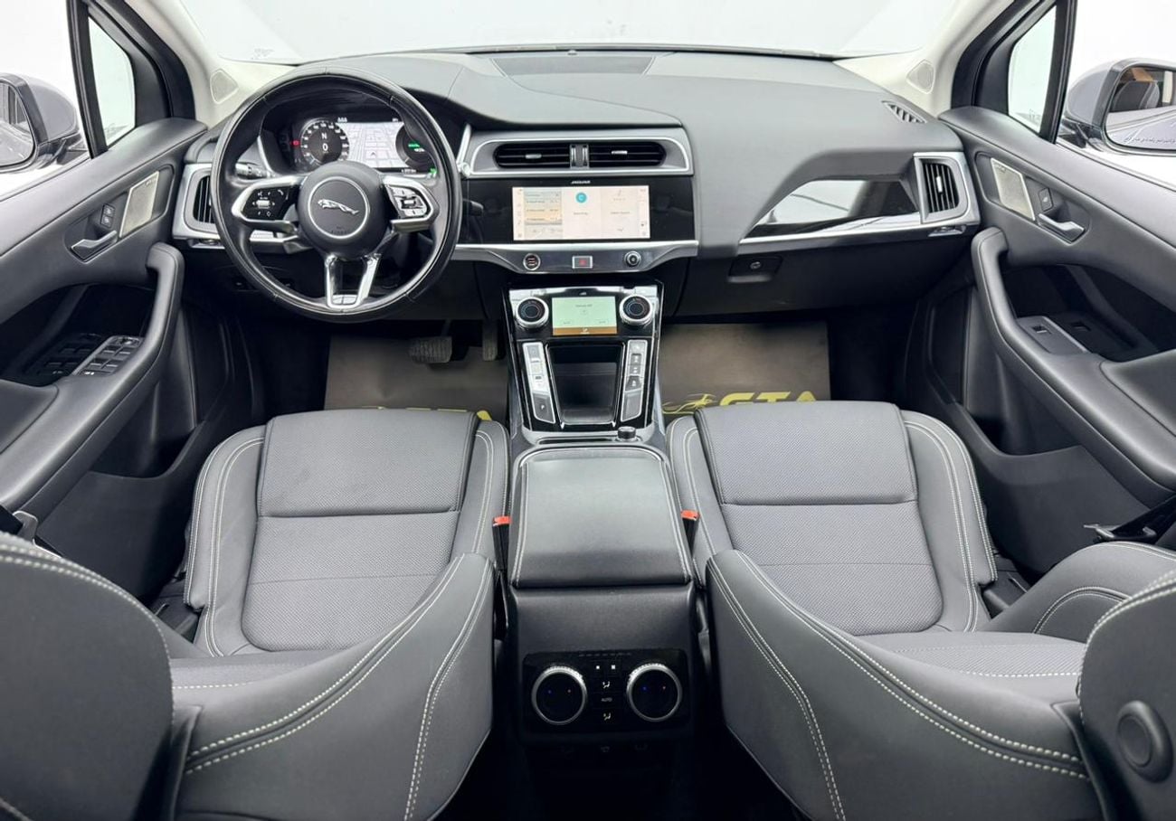 Jaguar I Pace 2021 Jaguar I-Pace EV400, 2026 Jaguar Warranty + Service Pack, Very Low Km, Excellent Condition, GCC
