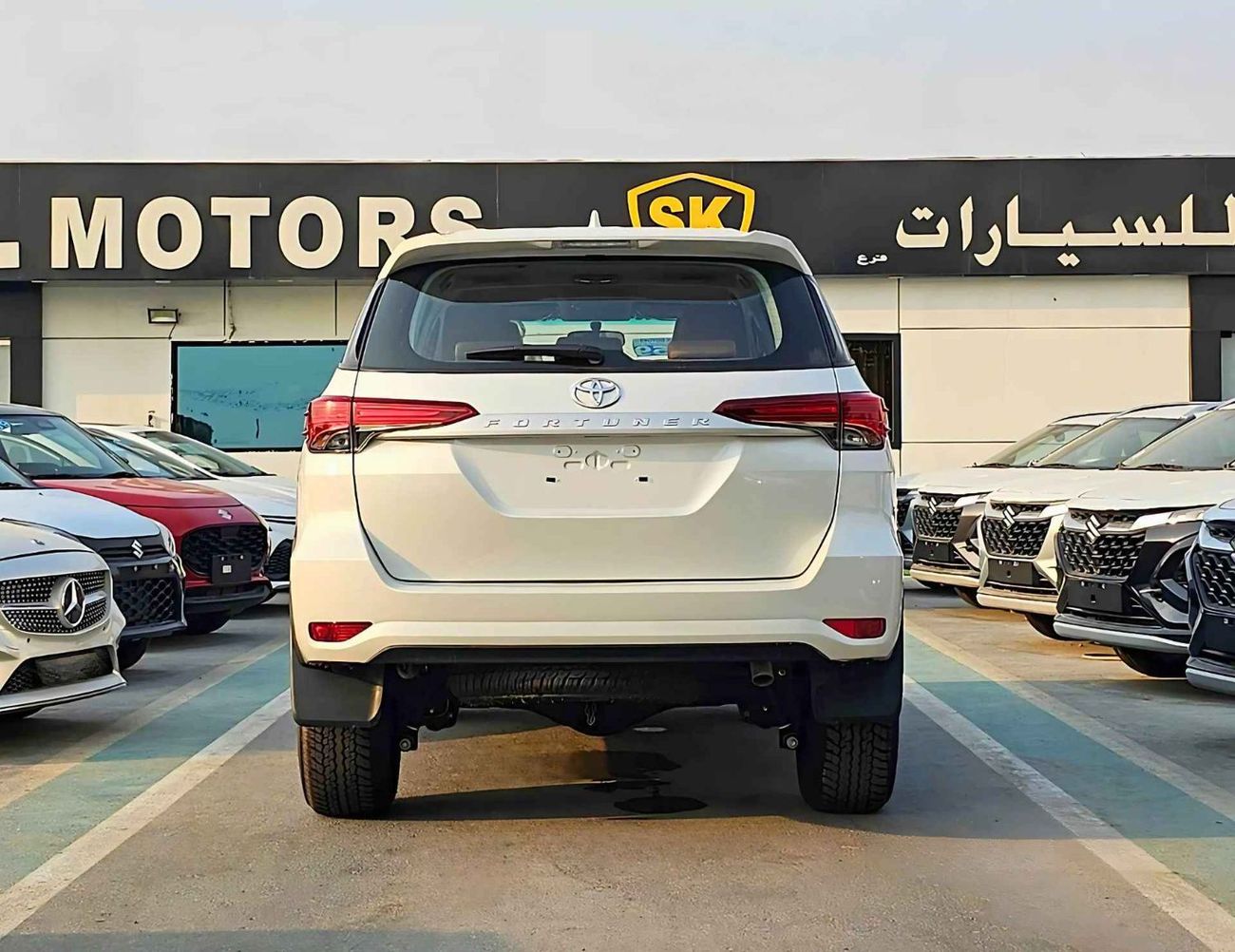 Toyota Fortuner 2.4L V4 DIESEL / MANUAL A.C / MID OPTION 4WD (CODE # FD24B)