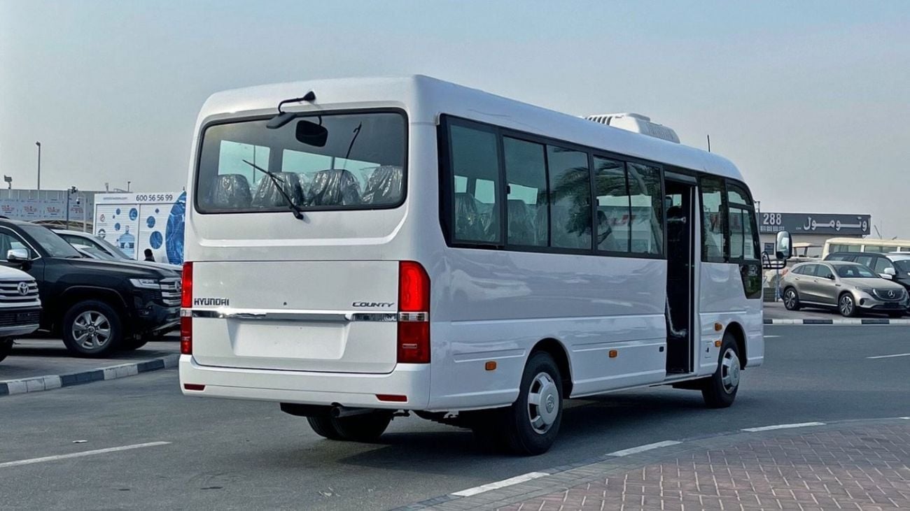 Hyundai County Hyundai County 4.2L diesel 22seter 2023