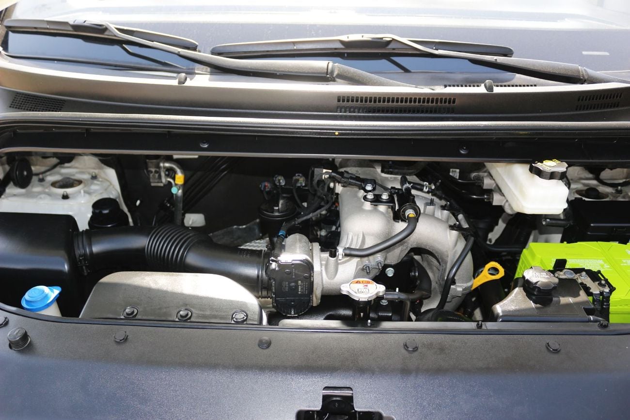 Hyundai H-1 Hyundai H1 Panel Van 5 SEATS 2020 - GCC Specs - Perfect for Business