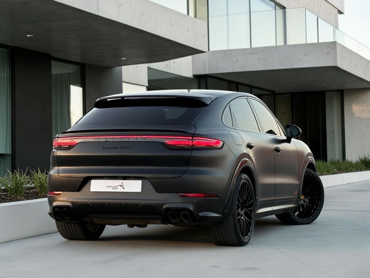 Porsche Cayenne GTS 4.0L (460 HP) AED 4,640 P.M | 0% DOWN PAYMENT | PORSCHE CAYENNE GTS | 4.0L V8 | 2021 | GCC SPECS