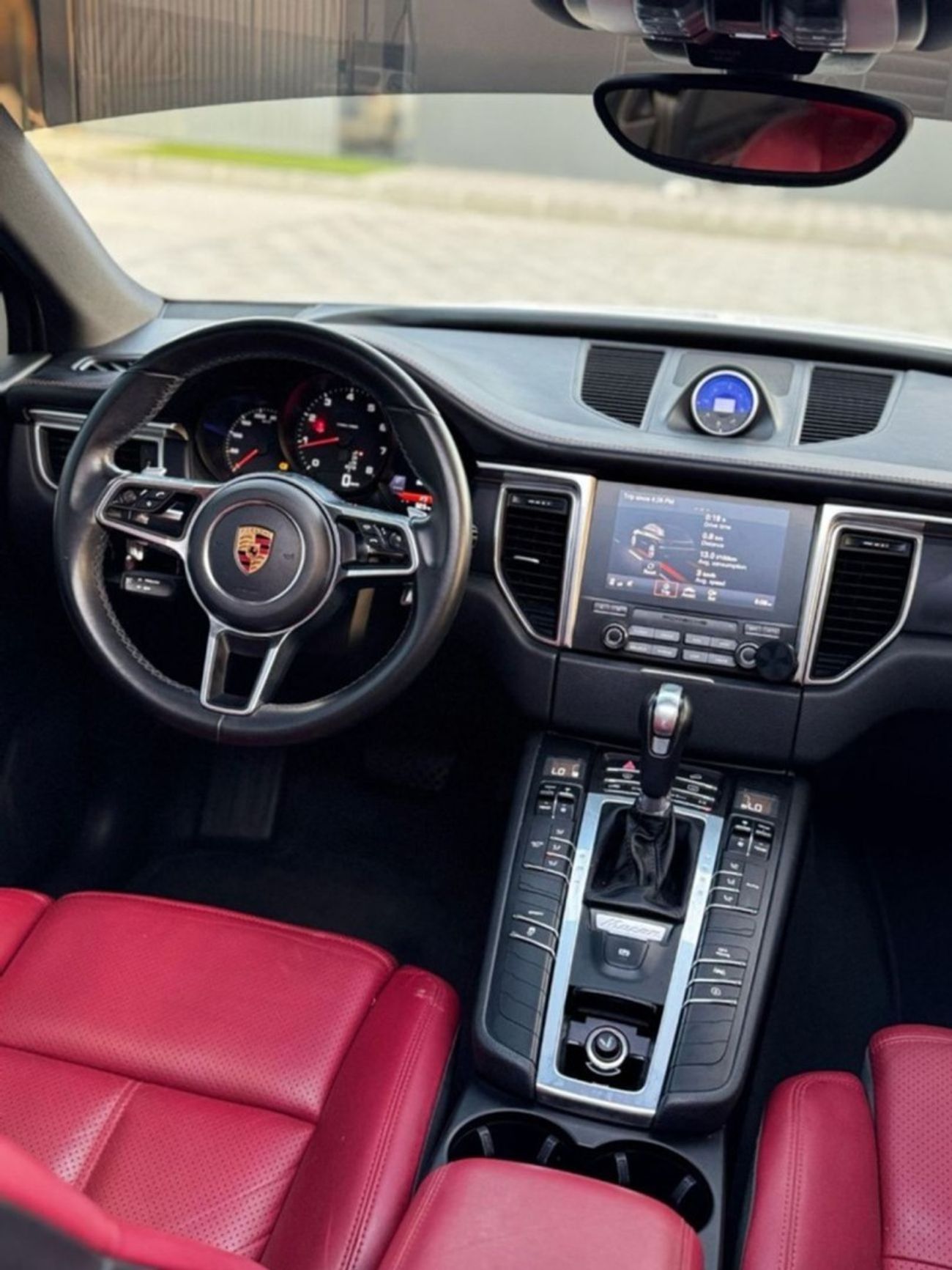 بورش ماكان Std 2.0L (260 HP)