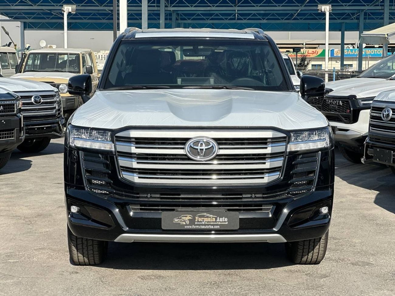 Toyota Land Cruiser GXR 3.5L HEV A/T // 2026 // High Option with Power & Cooling & Leather Seats , Wireless Charge // Sp