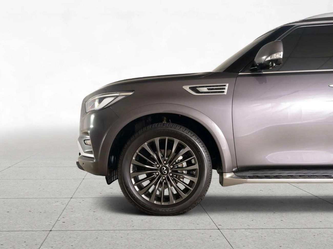 Infiniti QX80 LUXE 5.6