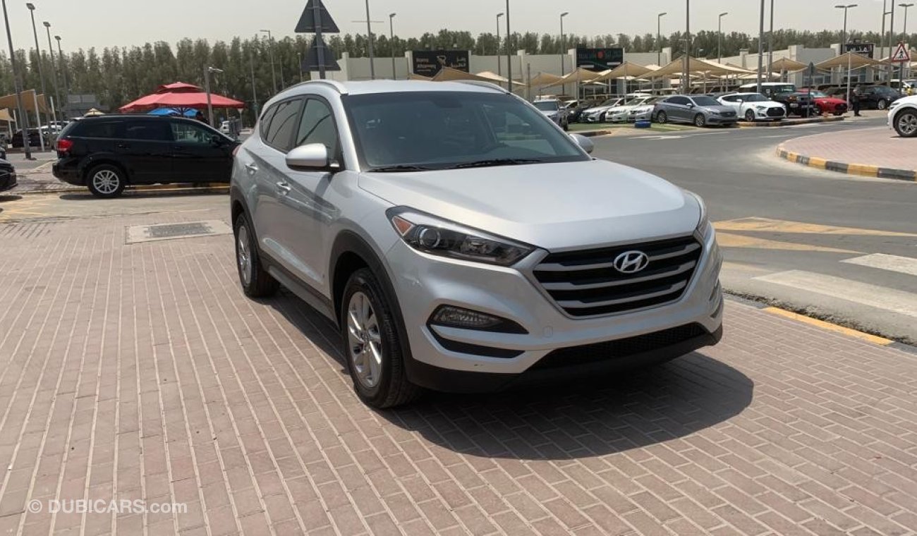 Hyundai Tucson GL Clean Title