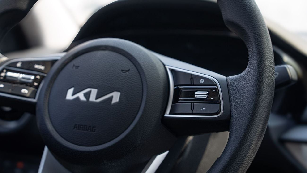 Kia K3 2025 Kia K3 Comfort Premium 1.5 - White Inside Black | Export Only