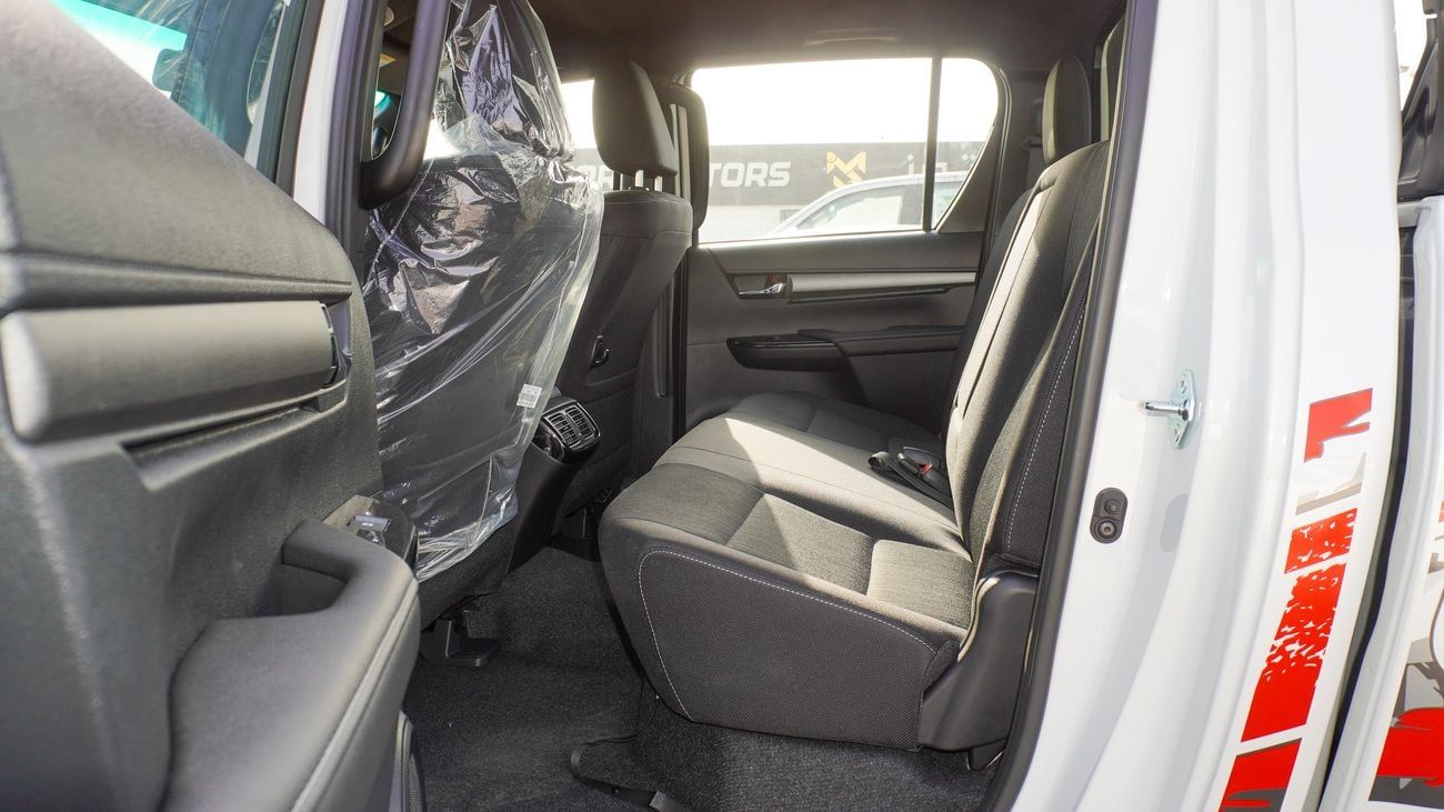 تويوتا هيلوكس HILUX Adventure 4.0L PETROL V6 MY25