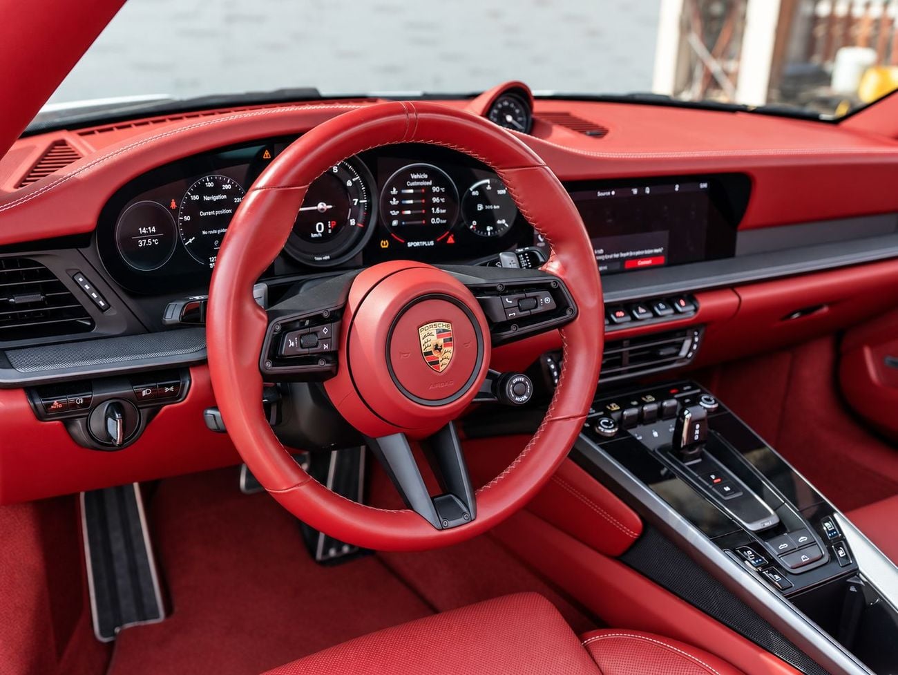 Porsche 911 CARRERA