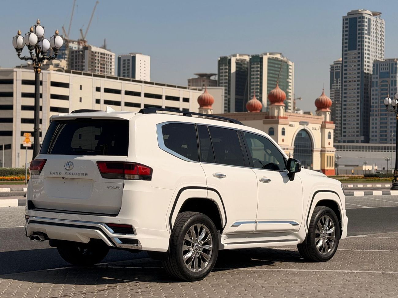Toyota Land Cruiser Toyota Lc300 VXR 2024 RHD diesel white colour